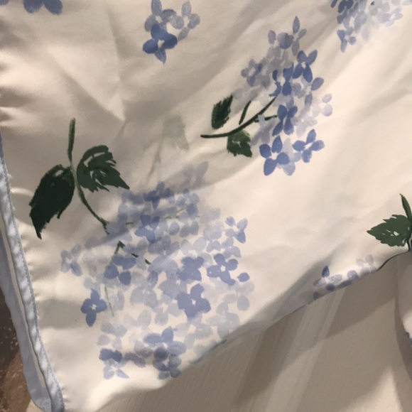 kate spade White and Blue Floral Robe - Picture 4 of 7
